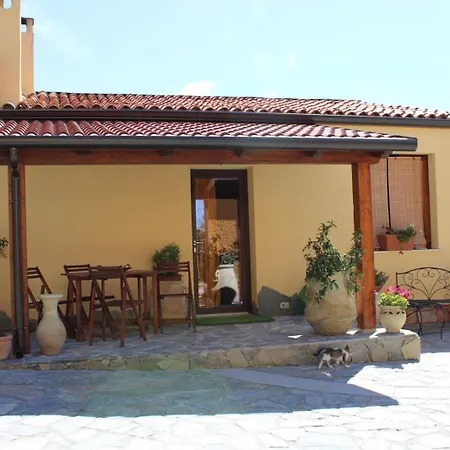 Santa Ittoria 3*