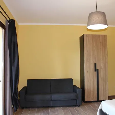 Couette-café Santa Ittoria 3*